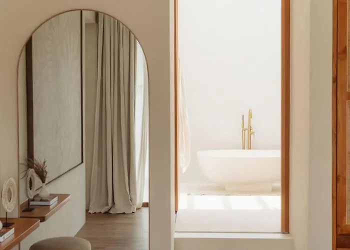 Alya Seaside By Pura Homes Canggu (Bali)